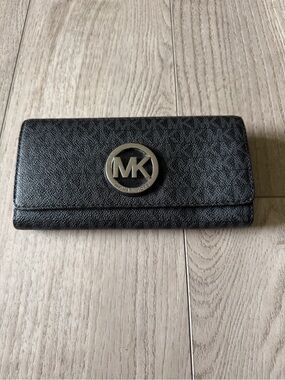 Michael Kors Black Continental Wallet with MK Emblem
